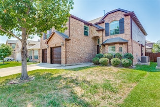 1308 Soaptree Ln, Fort Worth, TX 76177