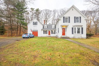 1007 Sawyer Rd, Cape Elizabeth, ME 04107