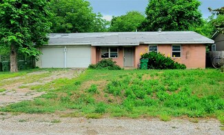 417 Denton St, Howe, TX 75459
