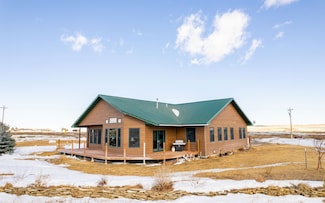 1876 Lane 9, Powell, WY 82435