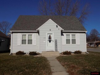 133 133 Maple St, Fairmont, MN 56031