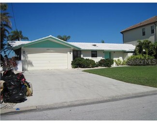 2232 Donato Dr, Belleair Beach, FL 33786