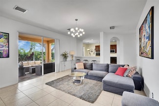 4100 E Gardenia Ave, Weston, FL 33332