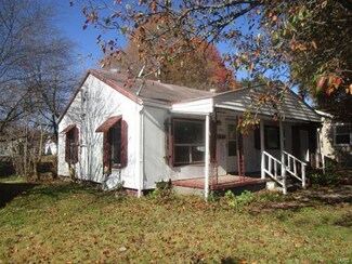 903 N Locust St, Dexter, MO 63841
