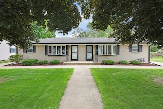 512 Randolph St, Mishicot, WI 54228