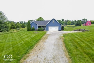 911 Centennial Rd, Martinsville, IN 46151