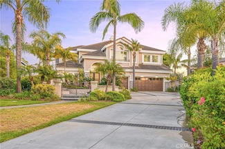 6692 Alamitos Cir, Huntington Beach, CA 92648