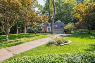 109 Poplar Dr, Pittsburgh, PA 15238
