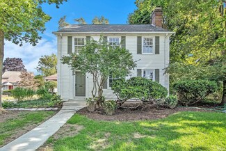 1111 Sunnymede Ave, South Bend, IN 46615