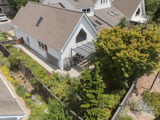 8 Beekeeper Trail, Swannanoa, NC 28778