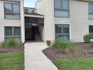 3924 Whispering Oaks Place Unit 202, Virginia Beach, VA 23455