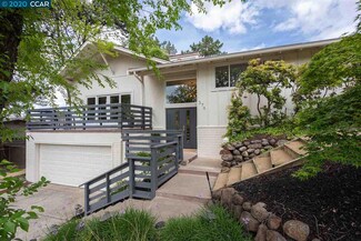 376 Castello Rd, Lafayette, CA 94549