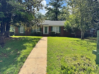 1538 Westwood Dr, Albany, GA 31721
