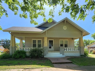 224 N Market St, Caldwell, KS 67022