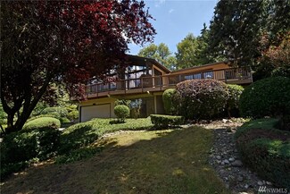 7416 Mercer Terrace Dr, Mercer Island, WA 98040