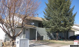134 Barrett Ave, Evanston, WY 82930