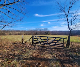 000 Longview, Elk Creek, MO 65464