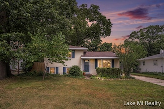 4128 Michael Ave SW, Wyoming, MI 49509