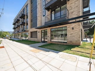 615 W Peace St Unit 306, Raleigh, NC 27605
