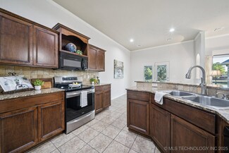 17520 E 45th St, Tulsa, OK 74134