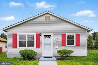213 W Fairview Rd, Culpeper, VA 22701