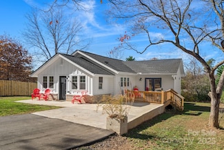 28 Kingsley Way, Asheville, NC 28803