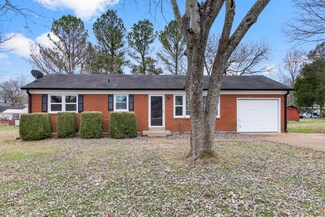 1419 Saint Anne St, Lewisburg, TN 37091