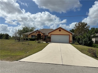 914 NW 12th Ln, Cape Coral, FL 33993