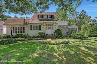 212 Lake Scranton Rd, Scranton, PA 18505