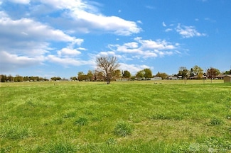 9 Harvest Dr, Arcanum, OH 45304