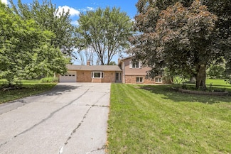 1470 Scenic View, Chaska, MN 55318