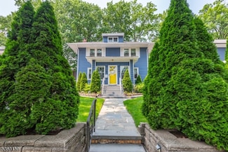 44 Willard Ave, Bloomfield, NJ 07003