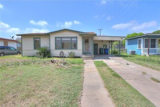 4949 Urban St, Corpus Christi, TX 78415