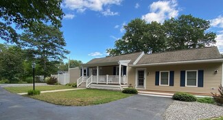 33 Oakland Ave, Tyngsboro, MA 01879