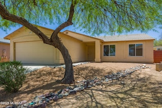 8876 E Apache Well Place, Tucson, AZ 85730