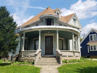 124 Mary St, Cambria, WI 53923