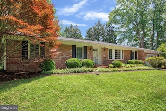 737 Appomattox Rd W, Davidsonville, MD 21035