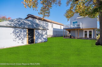 25 Bayview Ave, Keansburg, NJ 07734