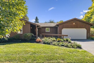 1125 Rockport Ln, Columbus, OH 43235