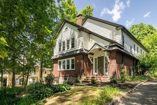 30 Perkins St Unit 1, West Newton, MA 02465