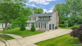1633 Fleetwood Dr, Troy, MI 48098
