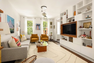 386A 12th St, Brooklyn, NY 11215