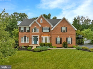 311 Green Meadow Dr, Douglassville, PA 19518