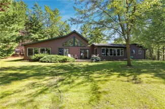 N4891 1st St, Spooner, WI 54801