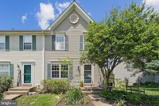 546 Highland Towne Ln, Warrenton, VA 20186