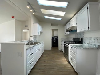 10767 Jamacha Blvd, Spring Valley, CA 91978