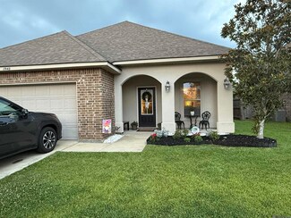 17443 Waterloo Dr, Baton Rouge, LA 70817