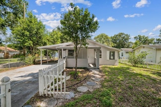 3823 Avenue R NW, Winter Haven, FL 33881