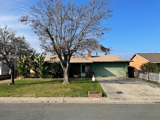 331 N York St, Porterville, CA 93257