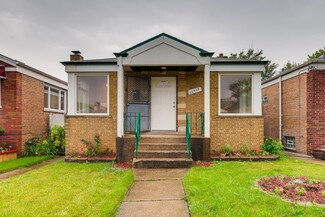 12532 S Justine St, Calumet Park, IL 60827